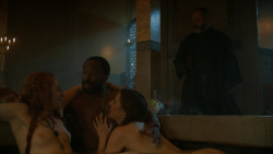 extant_GameOfThrones_4x06-TheLawsOfGodsAndMen_0738