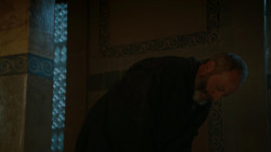 extant_GameOfThrones_4x06-TheLawsOfGodsAndMen_0750