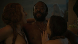extant_GameOfThrones_4x06-TheLawsOfGodsAndMen_0755