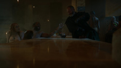 extant_GameOfThrones_4x06-TheLawsOfGodsAndMen_0789