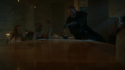 extant_GameOfThrones_4x06-TheLawsOfGodsAndMen_0793