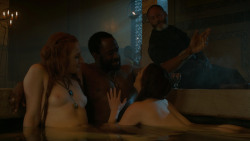 extant_GameOfThrones_4x06-TheLawsOfGodsAndMen_0796