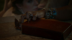 extant_GameOfThrones_4x06-TheLawsOfGodsAndMen_0863