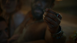 extant_GameOfThrones_4x06-TheLawsOfGodsAndMen_0881