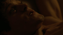 extant_GameOfThrones_4x06-TheLawsOfGodsAndMen_1042
