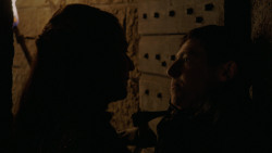 extant_GameOfThrones_4x06-TheLawsOfGodsAndMen_1127
