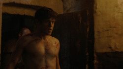 extant_GameOfThrones_4x06-TheLawsOfGodsAndMen_1286