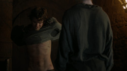 extant_GameOfThrones_4x06-TheLawsOfGodsAndMen_1570