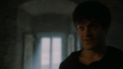 extant_GameOfThrones_4x06-TheLawsOfGodsAndMen_1627