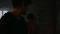 extant_GameOfThrones_4x06-TheLawsOfGodsAndMen_1646