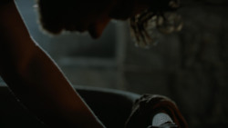 extant_GameOfThrones_4x06-TheLawsOfGodsAndMen_1660