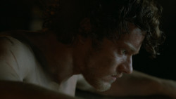 extant_GameOfThrones_4x06-TheLawsOfGodsAndMen_1681