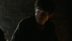 extant_GameOfThrones_4x06-TheLawsOfGodsAndMen_1700