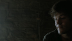 extant_GameOfThrones_4x06-TheLawsOfGodsAndMen_1736