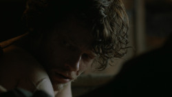 extant_GameOfThrones_4x06-TheLawsOfGodsAndMen_1755