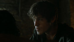 extant_GameOfThrones_4x06-TheLawsOfGodsAndMen_1757