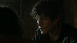 extant_GameOfThrones_4x06-TheLawsOfGodsAndMen_1758