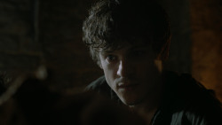 extant_GameOfThrones_4x06-TheLawsOfGodsAndMen_1782