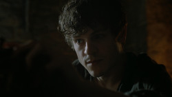 extant_GameOfThrones_4x06-TheLawsOfGodsAndMen_1785
