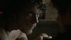 extant_GameOfThrones_4x06-TheLawsOfGodsAndMen_1801