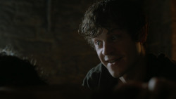 extant_GameOfThrones_4x06-TheLawsOfGodsAndMen_1809