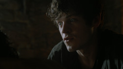 extant_GameOfThrones_4x06-TheLawsOfGodsAndMen_1834
