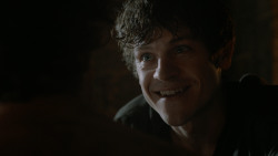 extant_GameOfThrones_4x06-TheLawsOfGodsAndMen_1853
