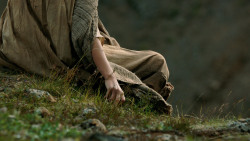 extant_GameOfThrones_4x06-TheLawsOfGodsAndMen_1899