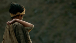extant_GameOfThrones_4x06-TheLawsOfGodsAndMen_1905