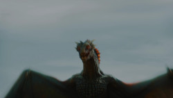 extant_GameOfThrones_4x06-TheLawsOfGodsAndMen_1940