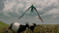 extant_GameOfThrones_4x06-TheLawsOfGodsAndMen_1947