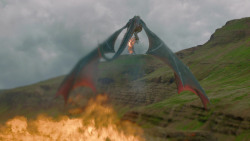 extant_GameOfThrones_4x06-TheLawsOfGodsAndMen_1954