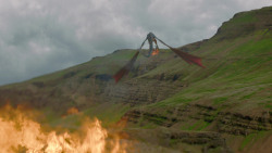 extant_GameOfThrones_4x06-TheLawsOfGodsAndMen_1956