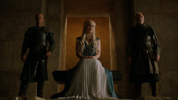 extant_GameOfThrones_4x06-TheLawsOfGodsAndMen_2014