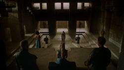 extant_GameOfThrones_4x06-TheLawsOfGodsAndMen_2039