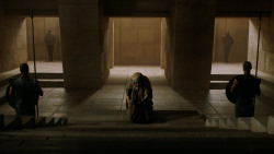 extant_GameOfThrones_4x06-TheLawsOfGodsAndMen_2073