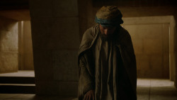 extant_GameOfThrones_4x06-TheLawsOfGodsAndMen_2086