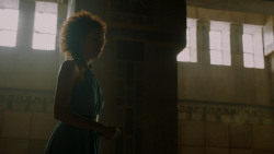 extant_GameOfThrones_4x06-TheLawsOfGodsAndMen_2089