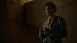 extant_GameOfThrones_4x06-TheLawsOfGodsAndMen_2351