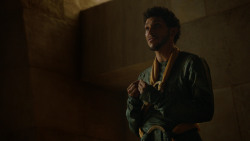 extant_GameOfThrones_4x06-TheLawsOfGodsAndMen_2356