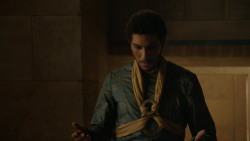 extant_GameOfThrones_4x06-TheLawsOfGodsAndMen_2396