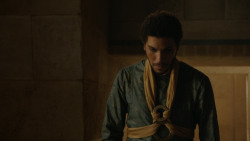 extant_GameOfThrones_4x06-TheLawsOfGodsAndMen_2399