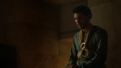 extant_GameOfThrones_4x06-TheLawsOfGodsAndMen_2417