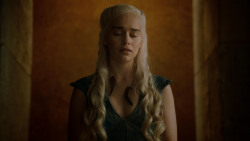 extant_GameOfThrones_4x06-TheLawsOfGodsAndMen_2453