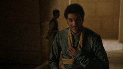 extant_GameOfThrones_4x06-TheLawsOfGodsAndMen_2459