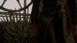 extant_GameOfThrones_4x06-TheLawsOfGodsAndMen_3391