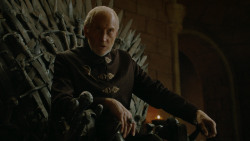 extant_GameOfThrones_4x06-TheLawsOfGodsAndMen_3667