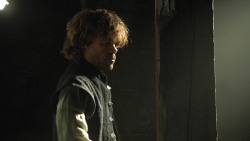 extant_GameOfThrones_4x07-Mockingbird_0111