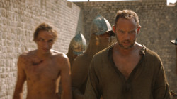 extant_GameOfThrones_4x07-Mockingbird_0441