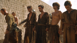 extant_GameOfThrones_4x07-Mockingbird_0444